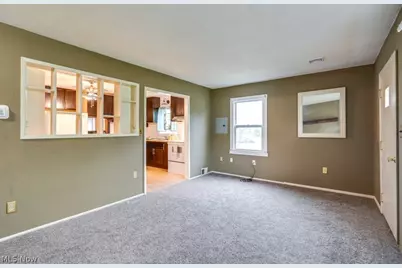 8764 Ravenna Road, Chardon, OH 44024 - Photo 7
