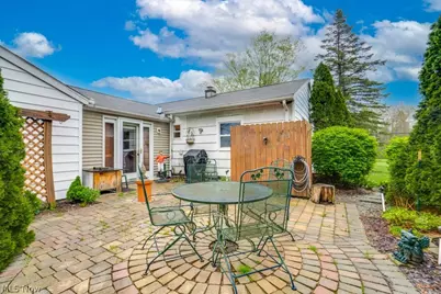 8764 Ravenna Road, Chardon, OH 44024 - Photo 27
