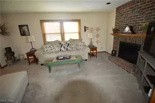 7600 Meadowood Dr, Canfield, OH 44406 - Photo 27