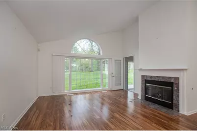 390 Vista Lane, Aurora, OH 44202 - Photo 5