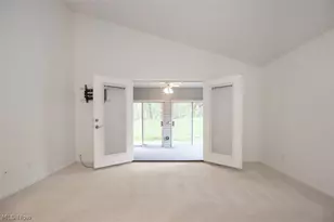 390 Vista Ln, Aurora, OH 44202 - Photo 15