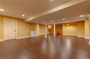 8500 Sandbridge Street NW, Massillon, OH 44646 - Photo 35