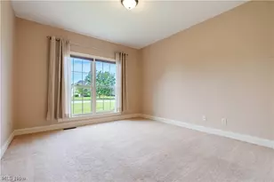 8500 Sandbridge Street NW, Massillon, OH 44646 - Photo 21