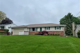 1530 Rosehedge, Poland, OH 44514 - Photo 3