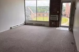 2331 E Market St, Akron, OH 44312 - Photo 3