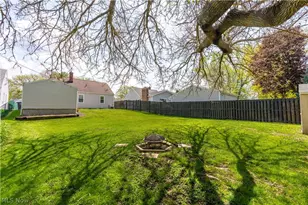1646 Evergreen Ave, Akron, OH 44301 - Photo 29
