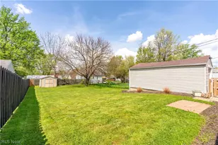 1646 Evergreen Ave, Akron, OH 44301 - Photo 25