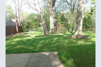 5840 Queens Highway, Parma Heights, OH 44130 - Photo 3