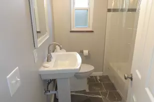 5840 Queens Hwy, Parma Heights, OH 44130 - Photo 15