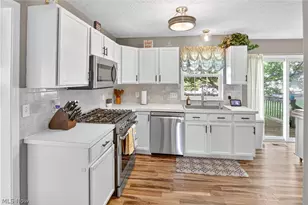 4267 Western Reserve Dr, Brunswick, OH 44212 - Photo 5