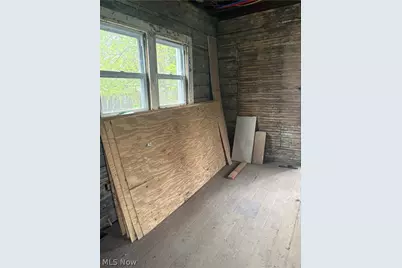 889 Harbor Street, Conneaut, OH 44030 - Photo 3