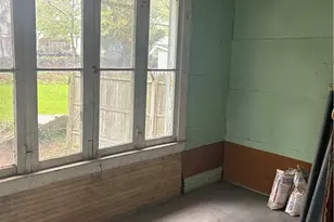 889 Harbor St, Conneaut, OH 44030 - Photo 7
