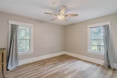 10906 Ashbury Avenue, Loveland, OH 44106 - Photo 19