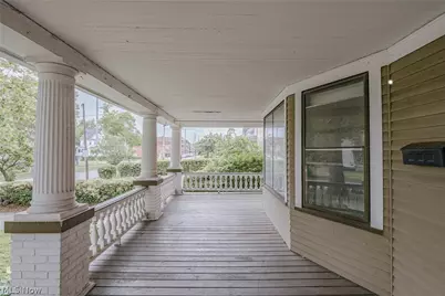 10906 Ashbury Avenue, Loveland, OH 44106 - Photo 3