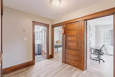 10906 Ashbury Avenue, Loveland, OH 44106 - Photo 17
