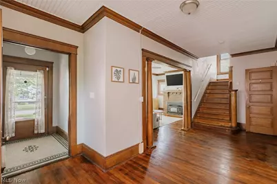 10906 Ashbury Avenue, Loveland, OH 44106 - Photo 5