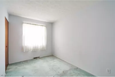 1451 Grand Boulevard, Barberton, OH 44203 - Photo 13