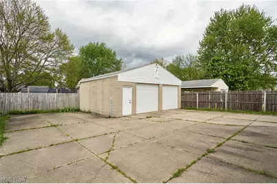 1451 Grand Boulevard, Barberton, OH 44203 - Photo 25
