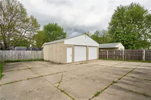 1451 Grand Blvd, Barberton, OH 44203 - Photo 25