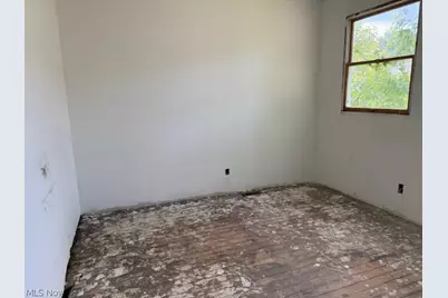 1023 Pearl Street, Martins Ferry, OH 43935 - Photo 5