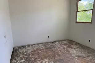 1023 Pearl St, Martins Ferry, OH 43935 - Photo 5