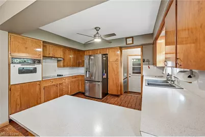 3130 Lynwood Drive NW, Warren, OH 44485 - Photo 17