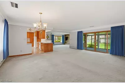 1463 Royalwood Road, Grandview Heights, OH 44147 - Photo 11