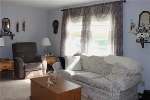 1517 N Walnut St, Dover, OH 44622 - Photo 11