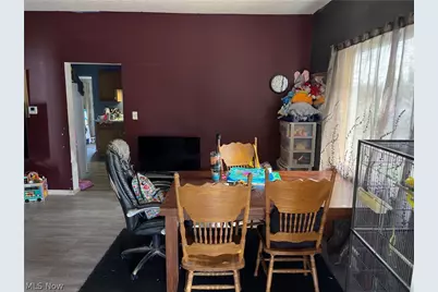 146 W 8th Street, Dover, OH 44622 - Photo 9