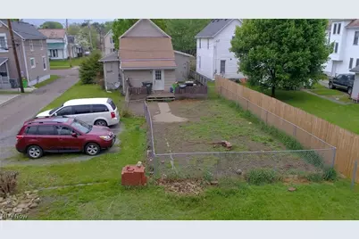 146 W 8th Street, Dover, OH 44622 - Photo 7