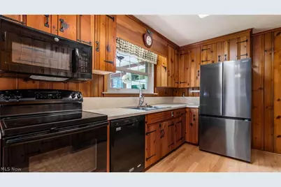 3155 E Highland Drive, Zanesville, OH 43701 - Photo 13