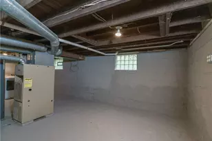 557 Washington Ave, Barberton, OH 44203 - Photo 13