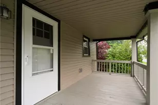 557 Washington Ave, Barberton, OH 44203 - Photo 3