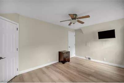 21731 Maydale Avenue, Euclid, OH 44123 - Photo 25