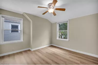 21731 Maydale Avenue, Euclid, OH 44123 - Photo 17