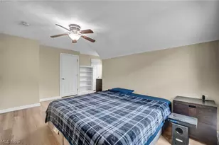 21731 Maydale Ave, Euclid, OH 44123 - Photo 23