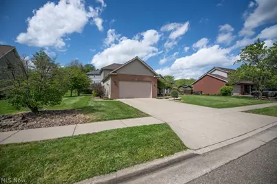 113 Howard Drive, Dover, OH 44622 - Photo 7