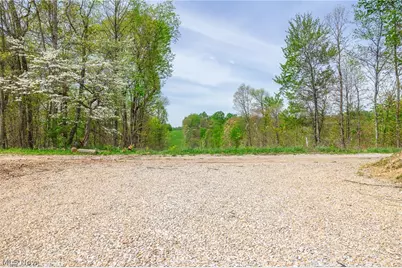 6268 Kings Ridge Road, Newcomerstown, OH 43832 - Photo 11