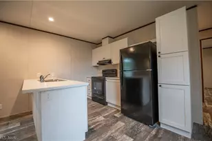 14000 Lincoln St, Minerva, OH 44657 - Photo 11