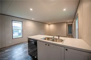 14000 Lincoln St, Minerva, OH 44657 - Photo 9