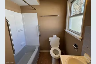 2350 Newton Street, Akron, OH 44305 - Photo 7