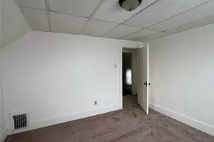 1009 W Wilbeth Rd, Akron, OH 44314 - Photo 17