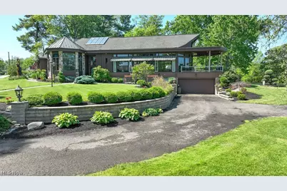 2009 Lakewood Road SW, Sherrodsville, OH 44675 - Photo 1