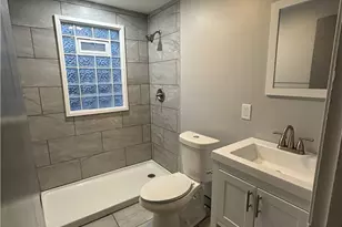 5247 Old Oxford Ln, Youngstown, OH 44512 - Photo 9