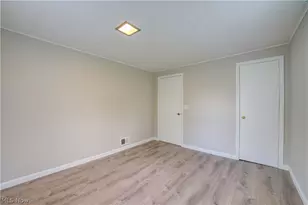 357 Erie Rd, Vermilion, OH 44089 - Photo 11
