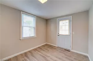 357 Erie Rd, Vermilion, OH 44089 - Photo 19