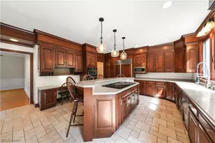 875 Cascades Dr, Aurora, OH 44202 - Photo 9