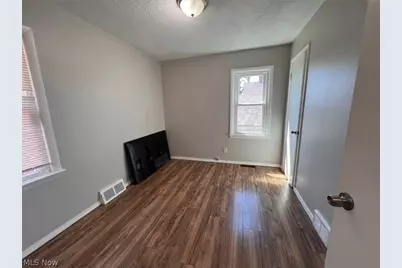 14 Ennis Avenue, Bedford, OH 44146 - Photo 7