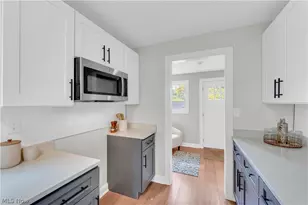 18155 Libby Rd, Maple Heights, OH 44137 - Photo 11