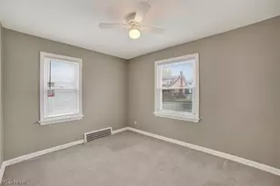 10721 Plymouth Ave, Garfield Heights, OH 44125 - Photo 11